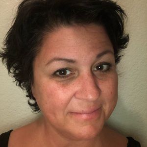 Meet your Posher, Kay